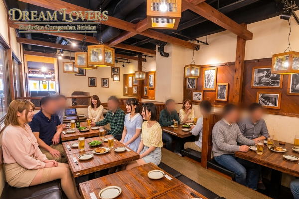 掛川市のまほろば掛川店でコンパニオンと宴会するお客様事例写真