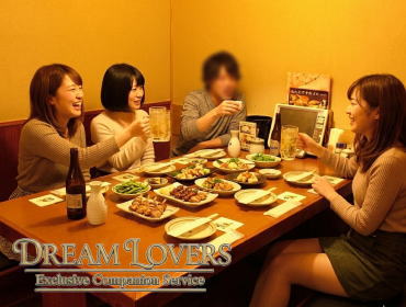 松田町の魚民で接客する宴会コンパニオンとお客様